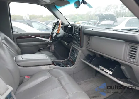 2002 Cadillac Escalade Standard z USA, uszkodzony, nr VIN 1GYEK63N02R181880